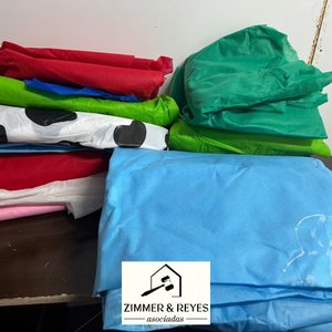 Lote de Manteles TNT de Colores Varios - imagen 3