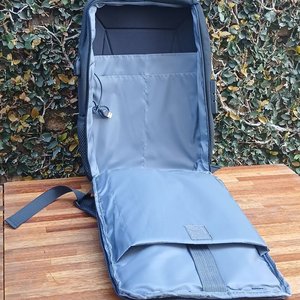 Mochila Urbana Antirrobo con Puerto USB y Candado de Combinación - imagen 5