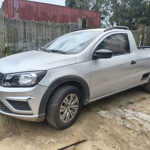 Camioneta Toyota Hilux y Volkswagen Saveiro - imagen 3