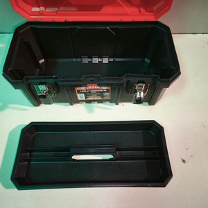 Caja de Herramientas Táctica Metasul 18" con Broches Metálicos - imagen 4