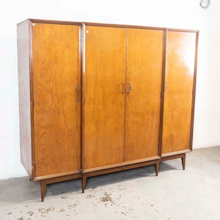 Item 2099427 - Image 0