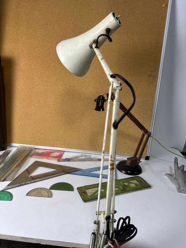 Lámparas de escritorio vintage y accesorios para dibujos - imagen 6