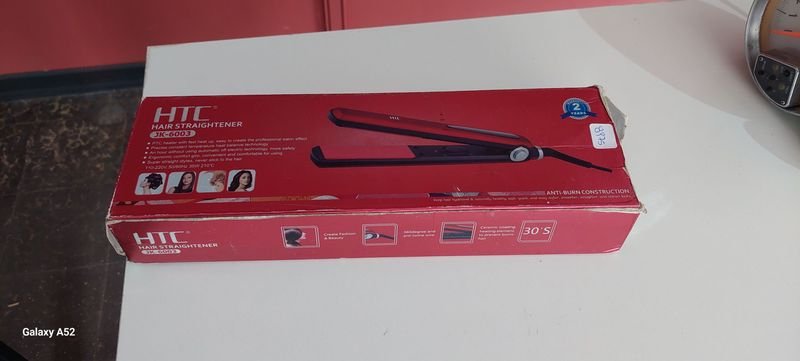 Secador de pelo rojo en buen estado - imagen 4