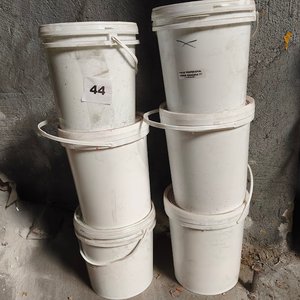 Lote de Baldes de Pintura Acrílica Profesional Verde Manzana - imagen 4