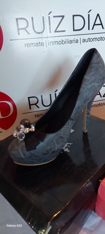 Zapatos de tacón alto de cuero - imagen 3