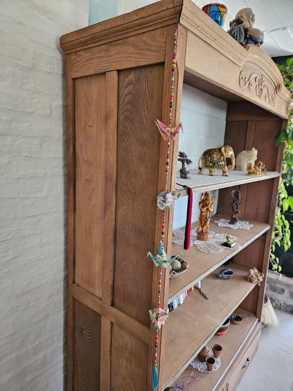 Biblioteca de Madera: Un mueble antiguo y decorativo - imagen 5