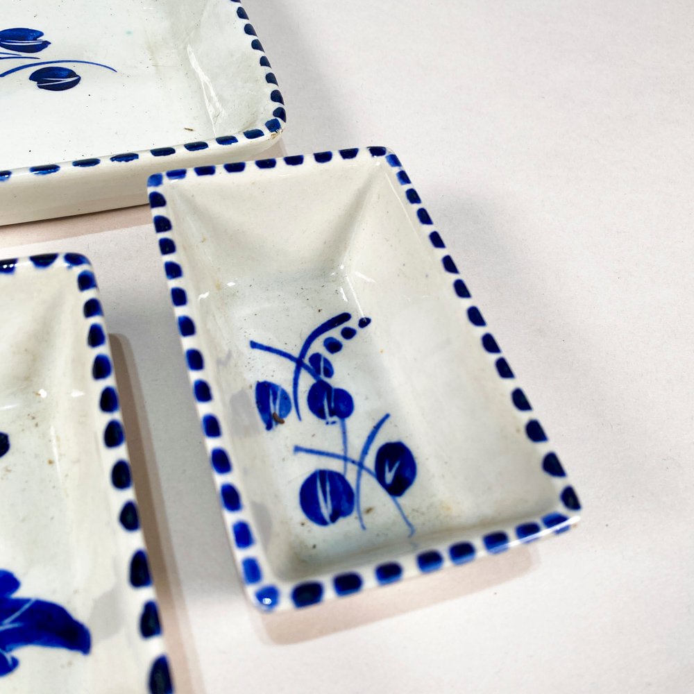 Cuatro platos cuadrados en cerámica con decoraciones azules - imagen 4