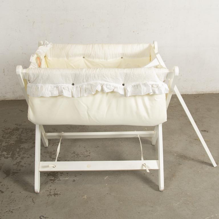 Cuna Plegable Blanca con Colchón y Accesorios