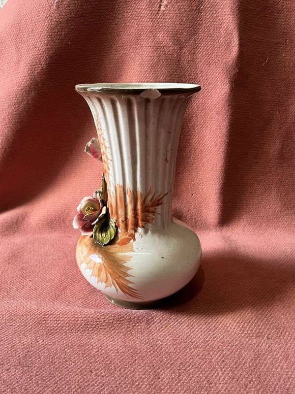 Florero Italiano en Porcelana con Detalle en el Ribete - imagen 4