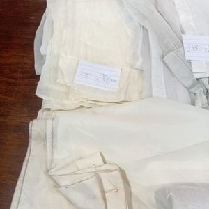 Lote de 6 Cortinas Blancas y Crudas con Diversas Texturas y Medidas - imagen 3
