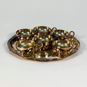 Bandeja y Seis Compoteras de Metal con Decoración Arabesca - imagen 1