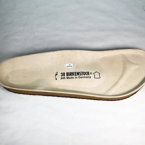 Lote siguiente: Base de Zapatilla Birkenstock Alemana Talle 38