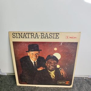 Lote anterior: Vinilo "Sinatra-Basie" - Música de Colección