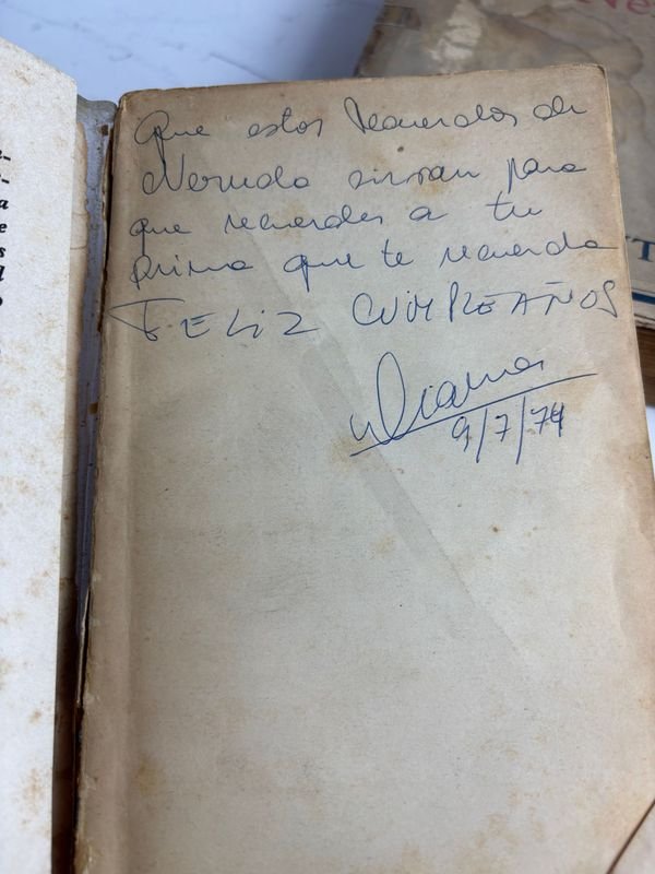Colección de libros de poesía de Pablo Neruda - imagen 7