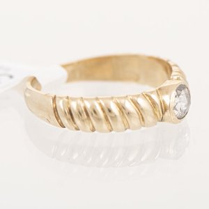 Anillo de Oro 18k con Diamante - imagen 2
