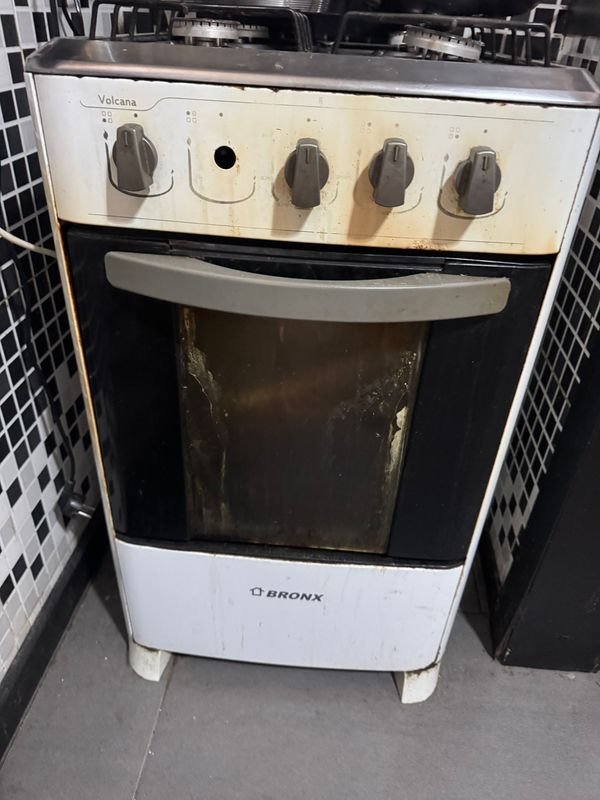 Cocina a Gas Bronx Blanca con Horno y 4 Hornallas