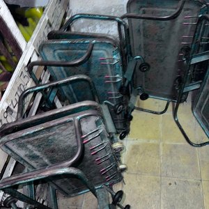 Línea de Trabajo para Fabricación de Calzado con Carritos y Estanterías - imagen 6
