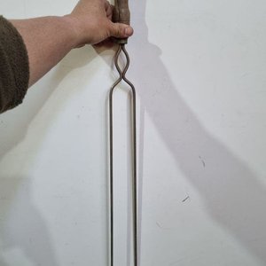 Juego de Parrilla Plegable de Metal con Brochettes y Pinza - imagen 4