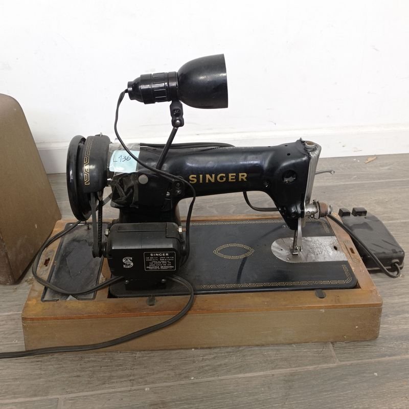 Lote anterior: Maquina de coser Singer en mal estado