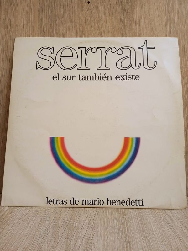 Lote siguiente: Disco LP Serrat y Benedetti (El sur también Existe) - Uruguay 1985