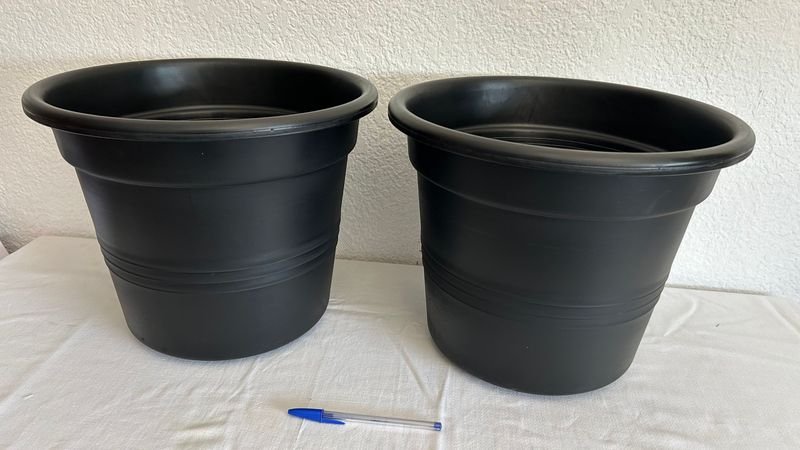 Macetas negras de cerámica - imagen 3