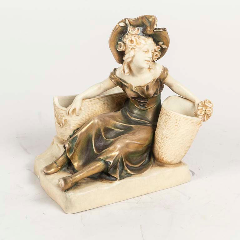 Jardinera Antigua Figura Dama Estilo Faience Firmada