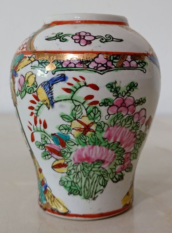 Florerito de Porcelana Oriental con Diseño Floral y Aves Policromado - imagen 2