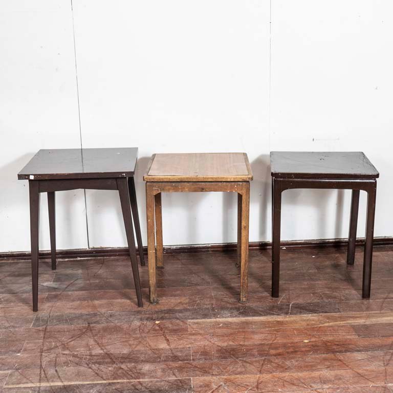 Lote anterior: Muebles de madera con detalles y enchapado