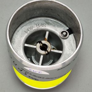 Carrete de Pesca D.A.M. Quick SPAC 940 con Nylon Amarillo - imagen 5