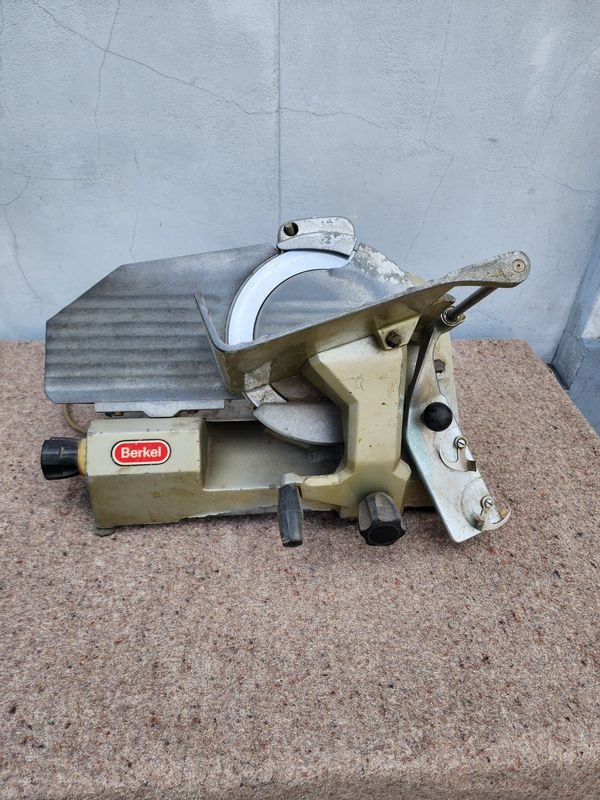Cortadora de Fiambre Berkel Modelo 611 Industria Uruguaya
