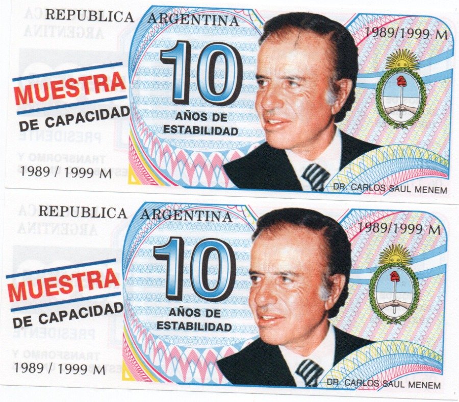 Argentina: 2 Billetes Fantasía "Muestra" Carlos Menem 1989-1999