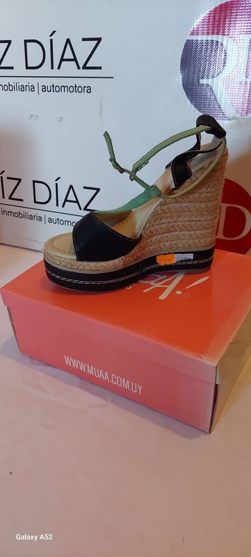 Lote siguiente: Calzado talle 36 - Zapatos de alta calidad