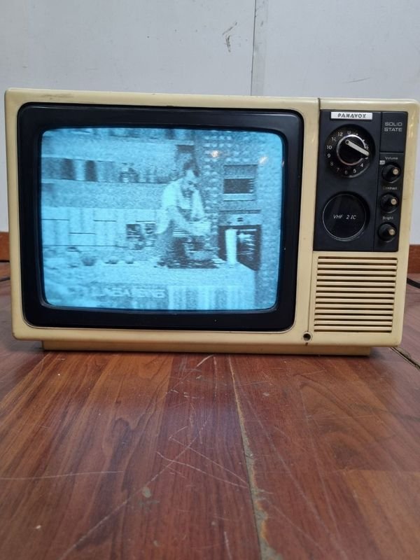 TV Analógica Panavox de 42×29×27 en buen estado - imagen 7