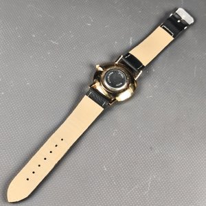 Dos Relojes Casio y Otro Dorado con Malla de Cuero - imagen 7