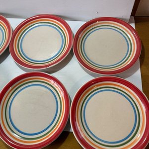 Lote de 12 Platos Llanos y Hondos con Diseño de Rayas de Colores - imagen 3