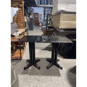 Par de Mesas Bar Cuadradas de Madera Delfino Álvarez - imagen 1