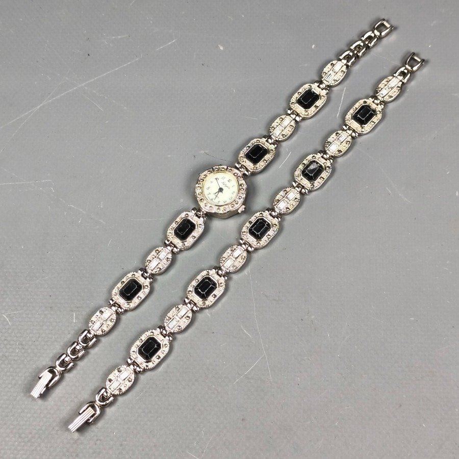 Item 16459 - Image 11