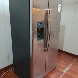Heladera GE Doble Puerta Acero Inoxidable con Dispensador - imagen 2