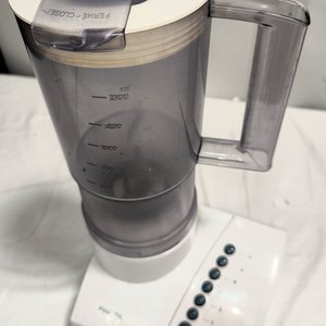 Licuadora Philips Usada con 5 Velocidades - imagen 3