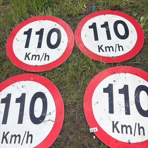 Lote de 4 Carteles Señalización Vial 110 Km/h - imagen 3