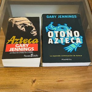 Lote siguiente: Lote de 2 Libros: "Azteca" y "Otoño Azteca" de Gary Jennings