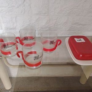 Juego de 4 Tazas de Vidrio CX30 La Radio y Mantequera Roja - imagen 1