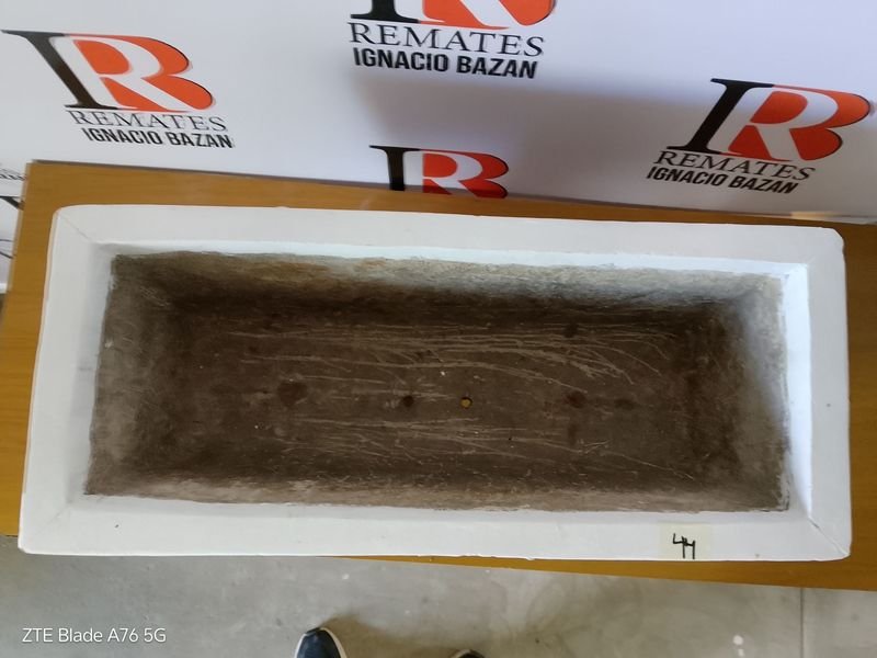 Maceta de hormigón rectangular para jardín - imagen 3