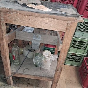Lote de 2 Mesas de Trabajo de Madera Rústicas - imagen 2