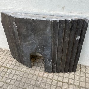 Frente de Estufa Antiguo en Mármol Negro - imagen 6