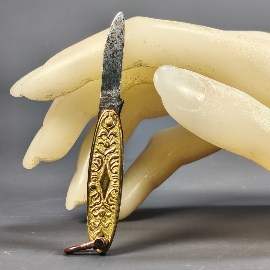 Item 16429 - Image 9