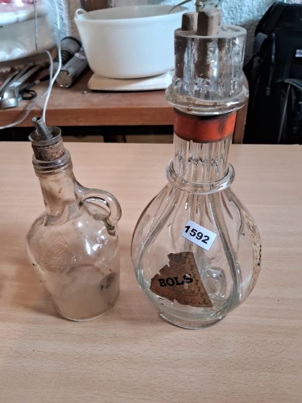 Botellas decantadoras de vidrio marca Bols - imagen 3
