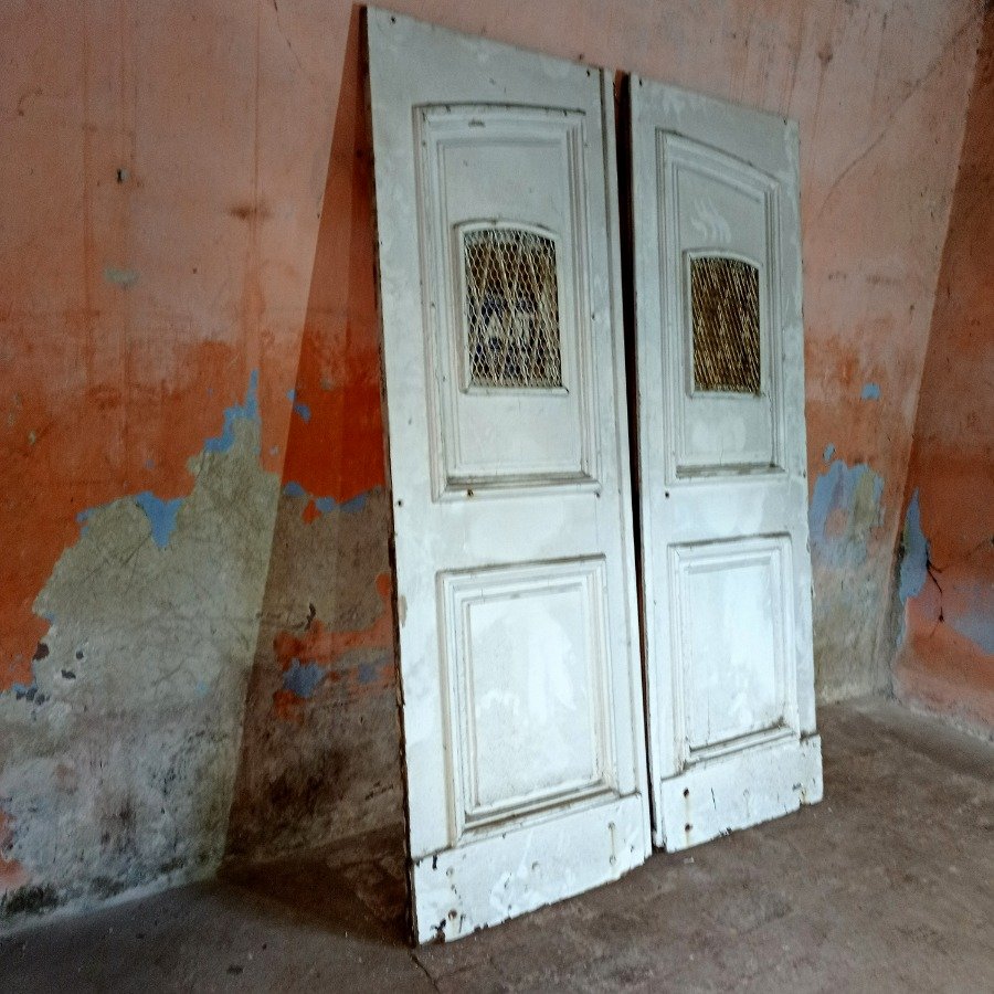 Puertas exteriores de tablero en cedro deterioradas - imagen 5