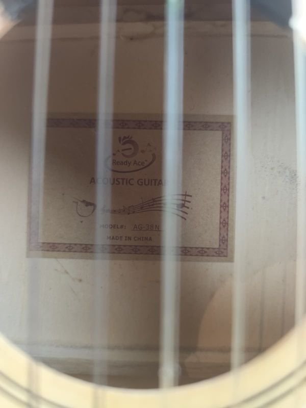 GUITARRA DE ESTUDIO CON FUNDA - Instrumento Musical - imagen 4
