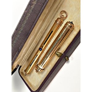 Dos Lápices Mecánicos Enchapados en Oro con Estuche Marrón - imagen 3